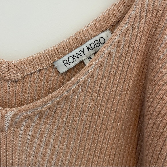 Ronny Kobo knit top - Picture 6 of 7